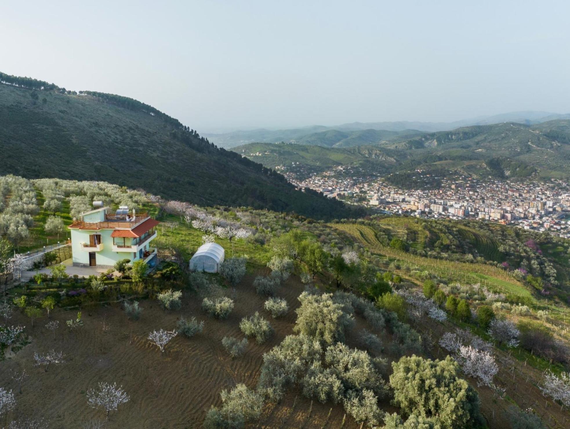 Vila Dean Berat Exterior foto